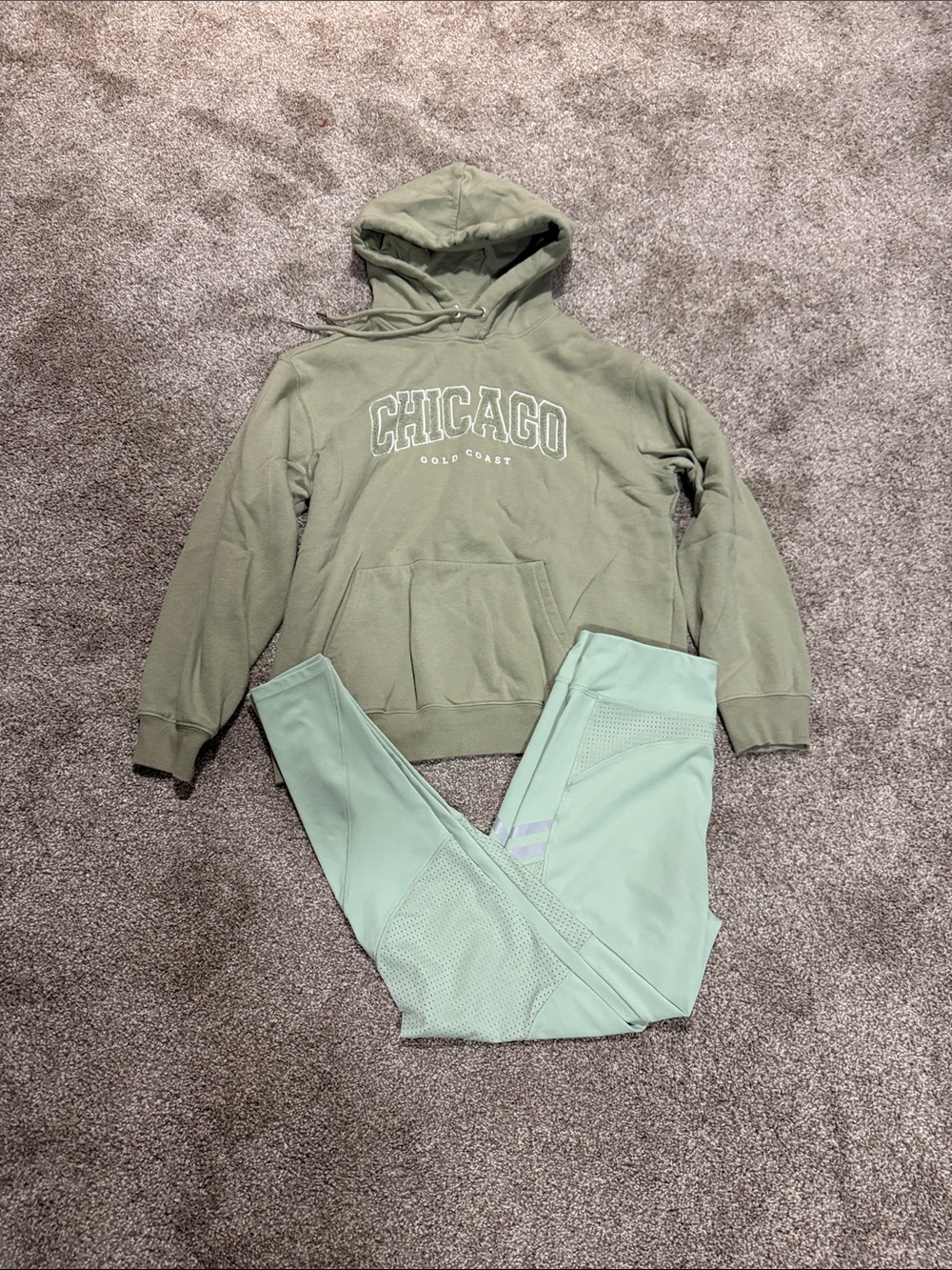 $5 for $20 min order ! Hoodie and leggings